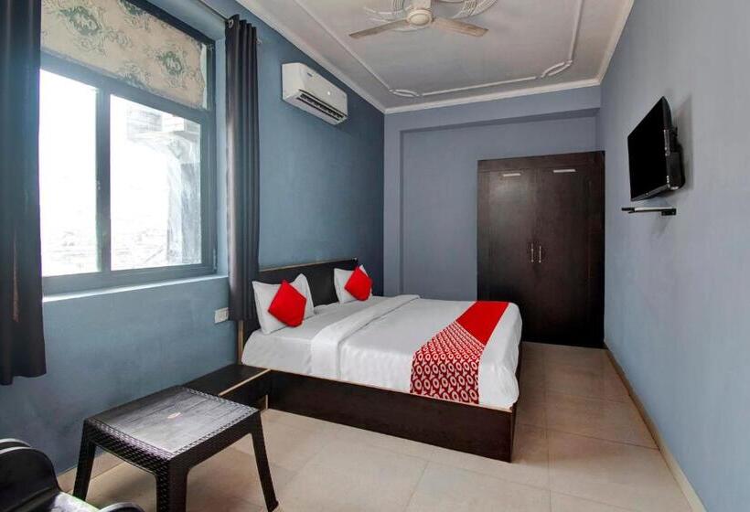 اتاق کلاسیک سه تخته, Grand Aana Inn