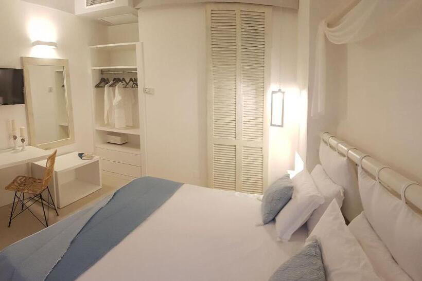 Quarto Superior, Gabbiano Beach