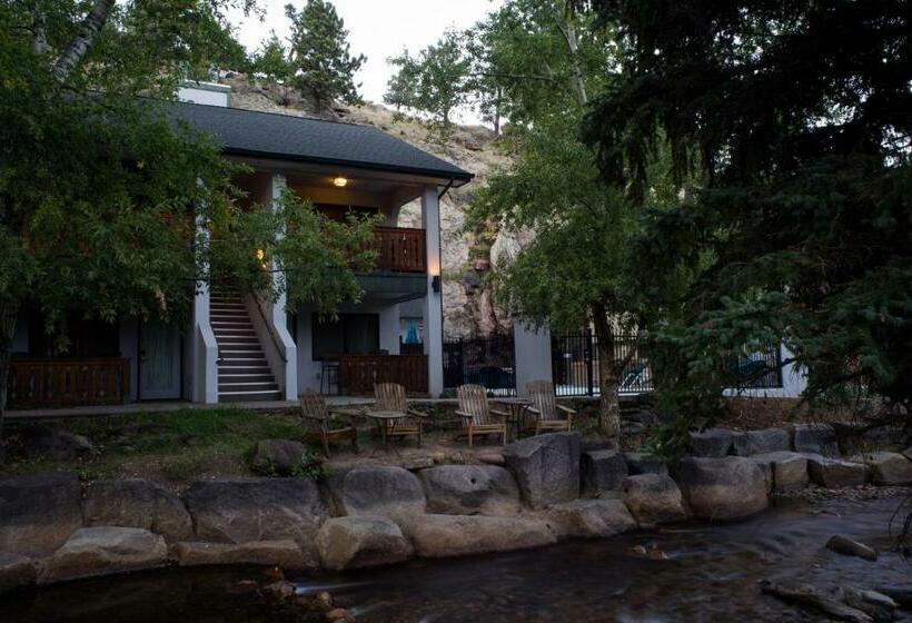 Номер Deluxe Кровать Куин, Silver Moon Inn