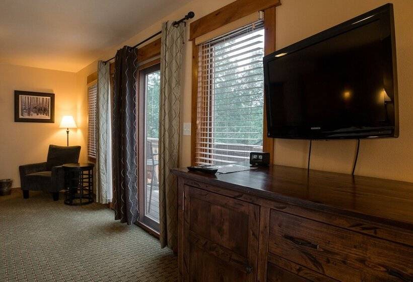 Семейный Номер, Silver Moon Inn