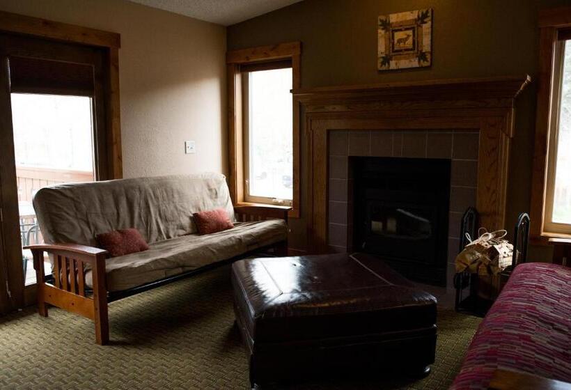 Люкс 3 Спальни, Silver Moon Inn