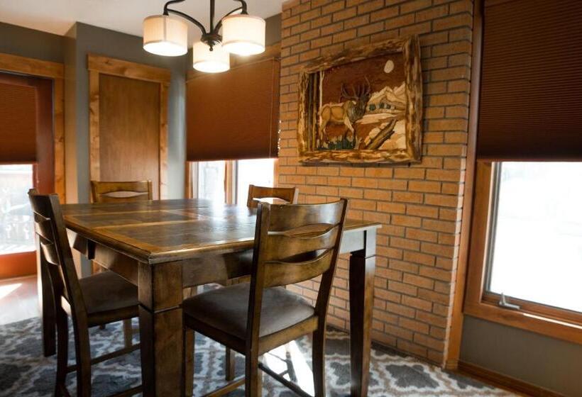 Люкс 2 Спальни, Silver Moon Inn