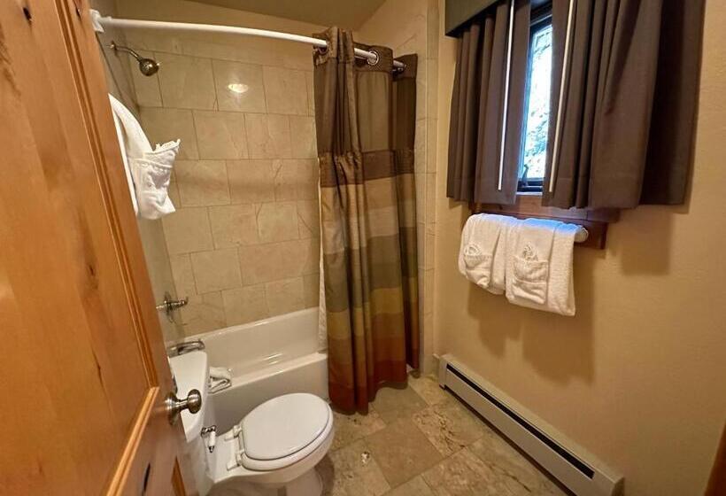Стандартный Номер Кровать Кинг, Silver Moon Inn