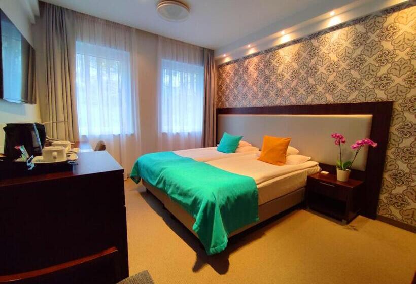اتاق کلاسیک یک تخته, Zamek Centrum