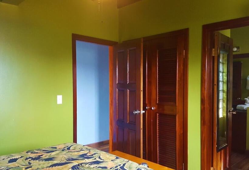 شقة غرفة واحدة مطلة على البحر, Tres Cocos Resort