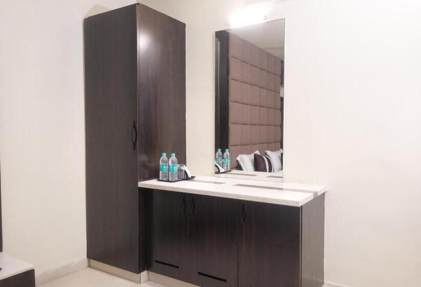 Номер Deluxe, C Comfort