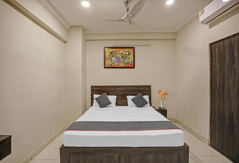 Трехместный Номер Классика, Wish Leisure, Noida, Sector 104