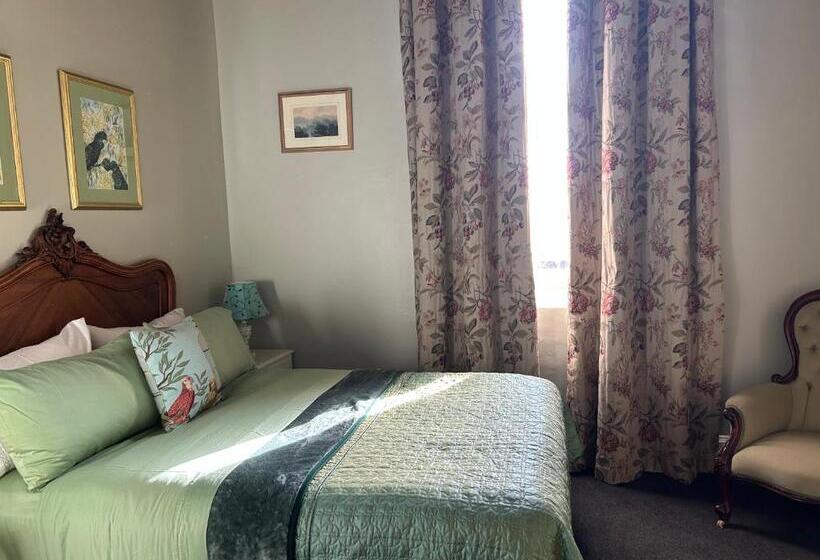 Номер Deluxe, Convent At Koroit