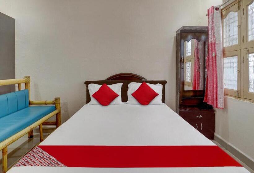 三人经典房间, Oyo Flagship Maruthi Residency