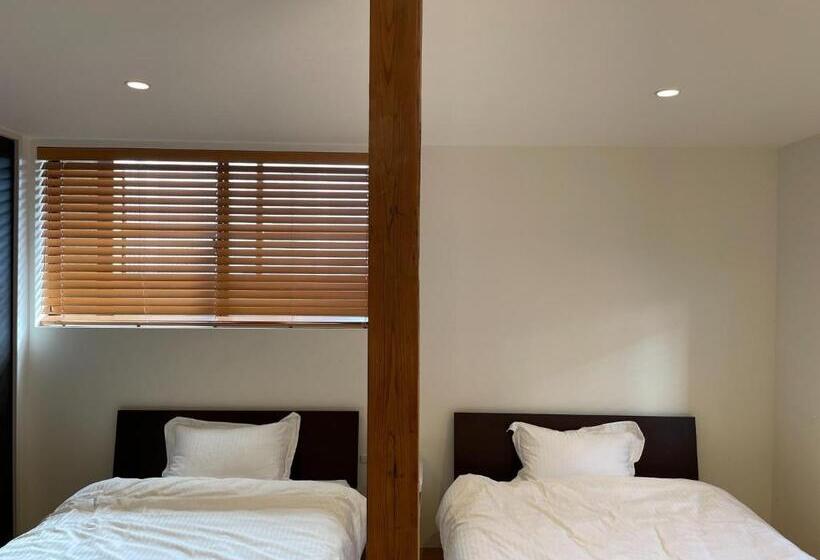 خانه 1 خوابه, The Terrace Sumoto   Vacation Stay 24588v