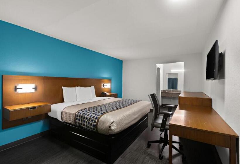 스탠다드 룸 킹사이즈 침대, Rodeway Inn