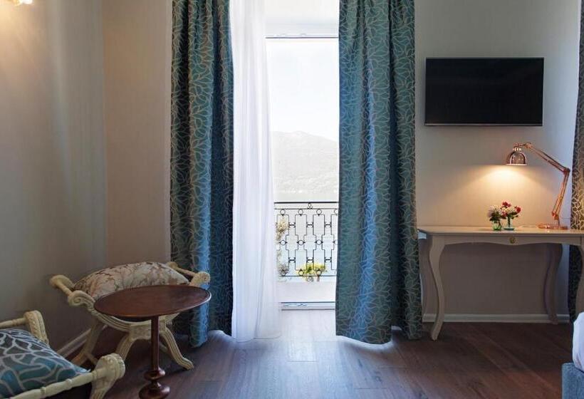 Номер Стандарт Вид на Озеро, Boutique Hotel Villa Sarnia