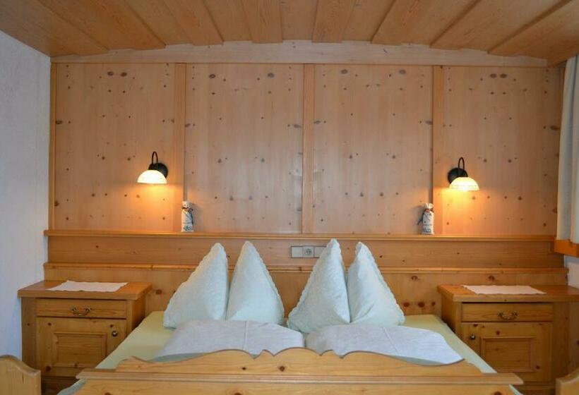 Номер Стандарт с Балконом, Stoanahof