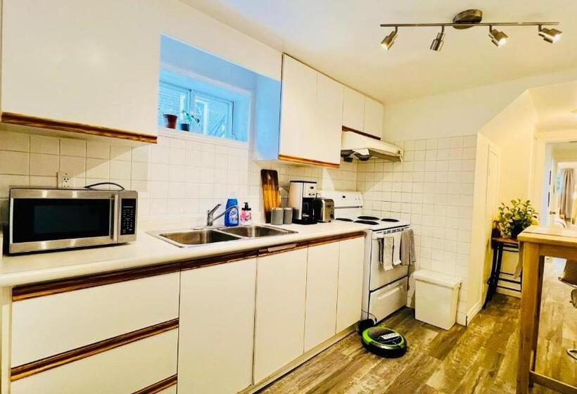 豪华房间, Toronto Bed & Breakfast   Free Parking, Subway Access