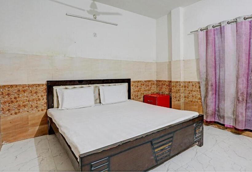 Трехместный Номер Классика, Oyo Highway Inn