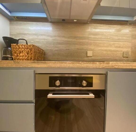 디럭스 스튜디오, Suites   Damac Tower Riyadh