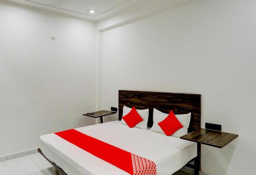 Трехместный Номер Классика, Oyo Flagship Hotel Palacio Palace