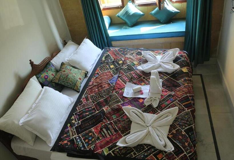 발코니 디럭스 룸, Blue Eye Hostel