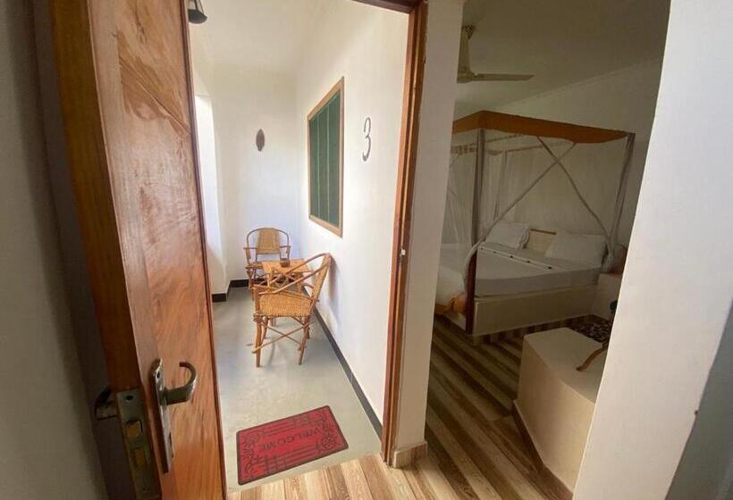 トリプルクラシックルーム, Villa Raffaele B&b