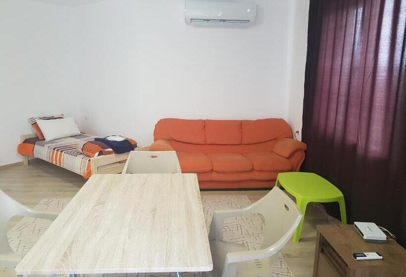 Апартаменты 2 Спальни, Apartments Alexandra