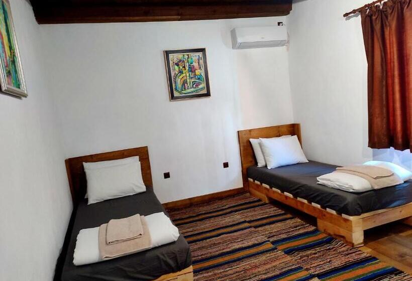 Дом 2 Спальни, Apartments Alexandra