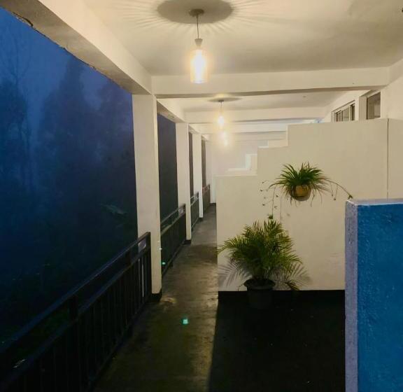 Номер Стандарт, The Station Lodge
