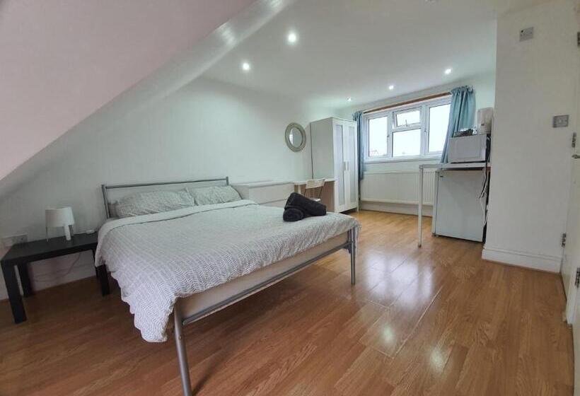 Номер Стандарт, Eastwood Rooms
