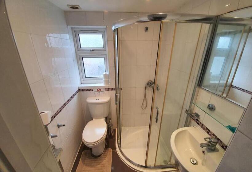 Номер Стандарт, Eastwood Rooms