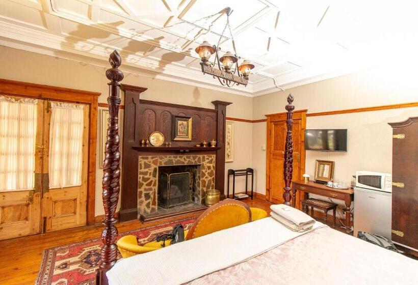 Семейный Номер, Pandora S Guesthouse