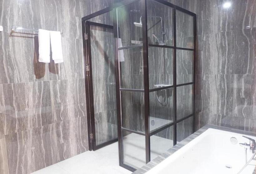 Люкс, Agape Hotel Haranggaol