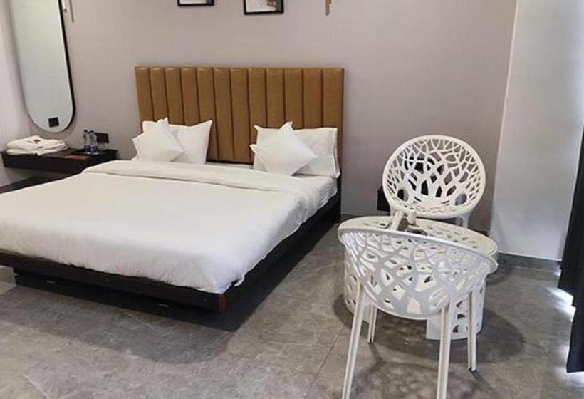 Номер Deluxe, Fabhotel Prime Stay Inn