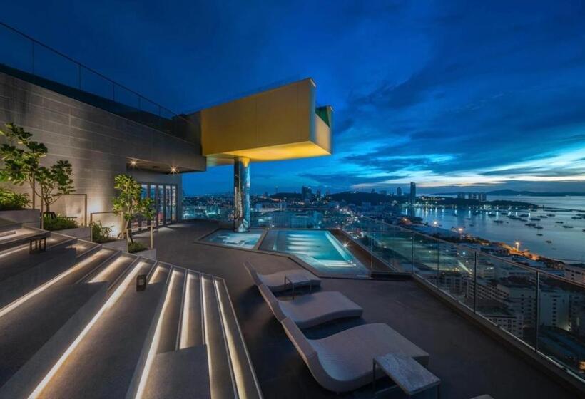 Апартаменты 1 Спальня Вид на Море, The Edge Pattaya