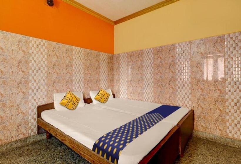 三人经典房间, Spot On Shri Venkateshwara Lodging