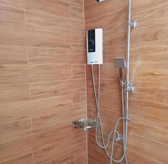 سوئیت با تخت بزرگ, Baan Kraziprak บ้านกระซิบรัก