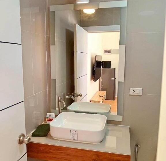 Люкс Кровать Кинг, Baan Kraziprak บ้านกระซิบรัก