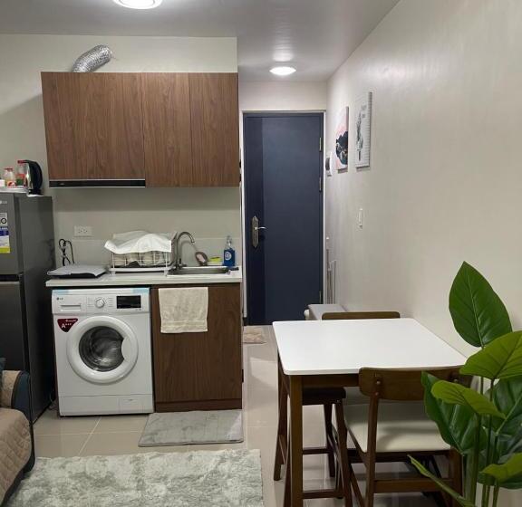 Студио Стандарт с Балконом, Ckk Condo Unit