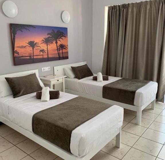 스위트, Level Mallorca  Living