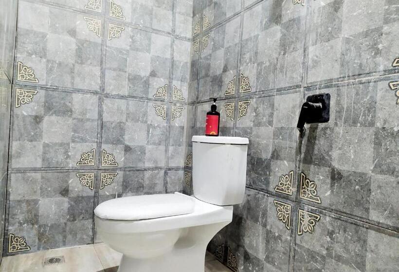Номер Стандарт, Reddoorz Syariah Near Exit Tol Bojong Pekalongan