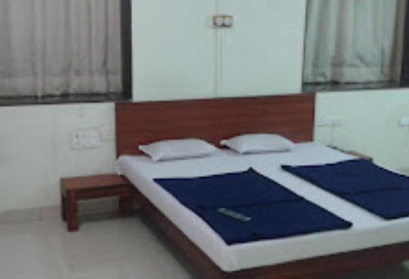 Номер Стандарт, Amraban Resort, Chiplun
