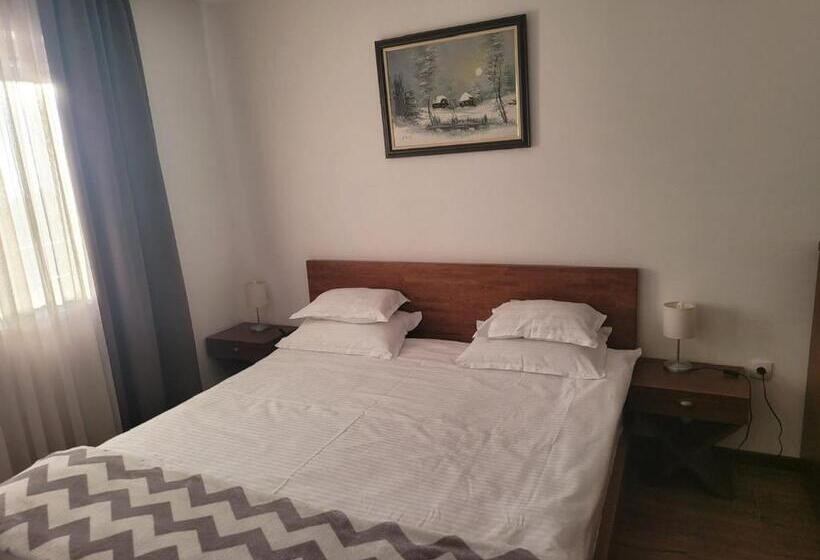 اتاق پریمیوم چهارنفره, Noma Kopaonik