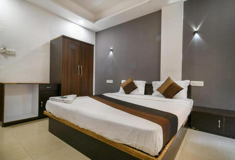 Standard Room, Y94