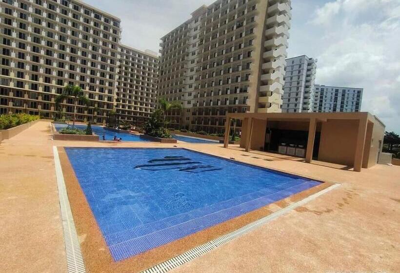Студия Стандарт, Nate & Athalia S Cityscape Condotel