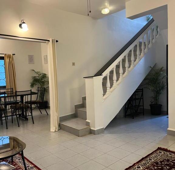 Вилла 2 Спальни, Honeydew Villas By Goaround Homes At Vagator