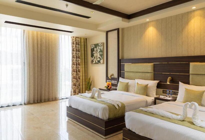 سوییت خانوادگی, Royal Rawal   Luxury Boutique