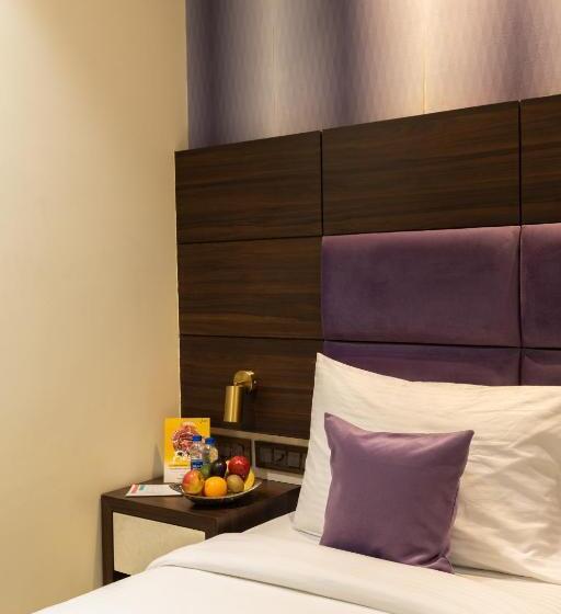 Deluxe Suite King Bed, Royal Rawal   Luxury Boutique