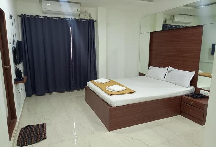豪华房间, Staymaker Hotel Mayura
