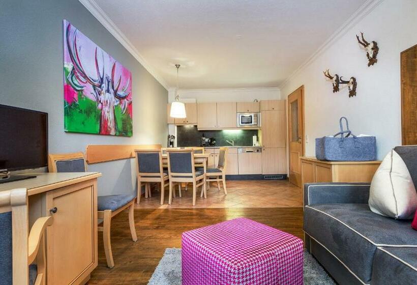 Апартаменты 2 Спальни, Almhof Alpin Apartments & Spa