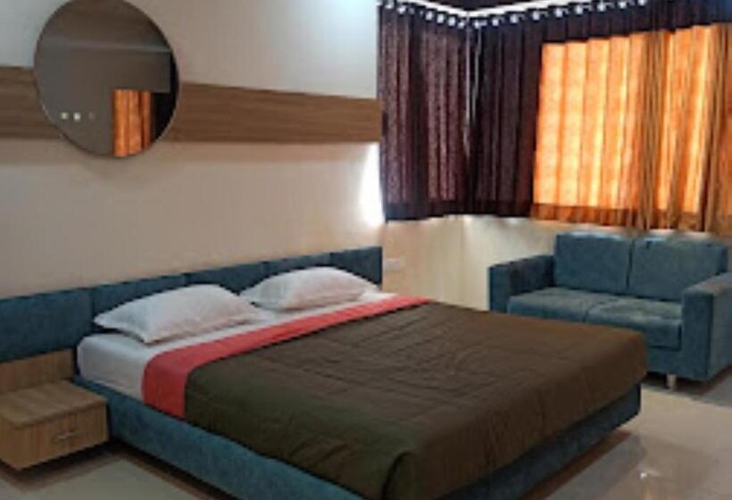 Номер Deluxe, New Delhi Jalgaon