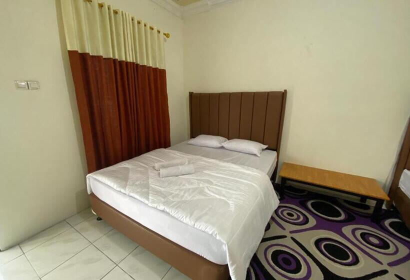Семейный Номер, Brilliant Homestay Dieng Redpartner