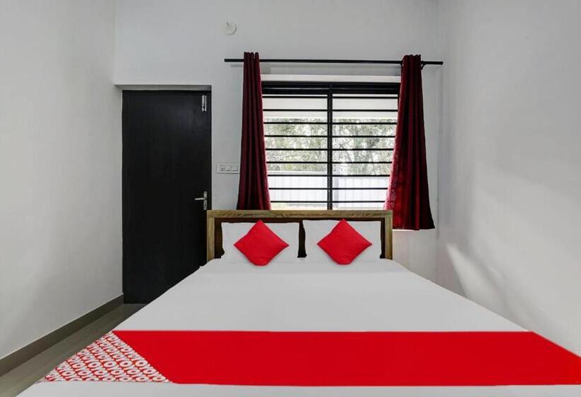 Номер Стандарт, Oyo Flagship Golden Residency Manjeri